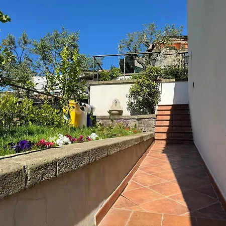 Casa Del Saraceno * Massa Lubrense